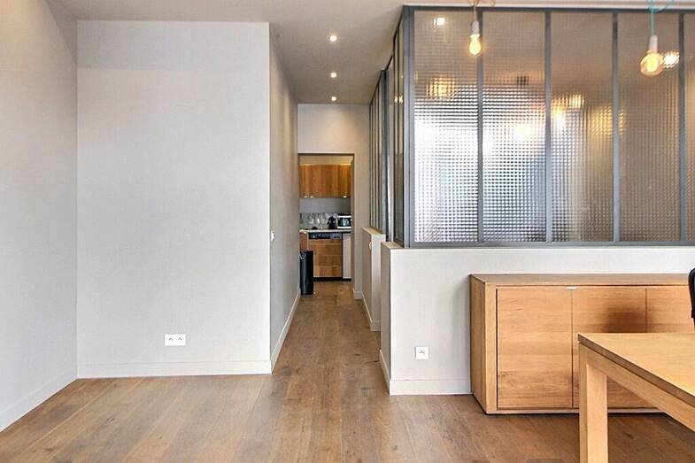 Espace bureau à vendre 655 500 € 57 m² de bureaux Montorgueil-Saint Denis Paris 2ème 75002