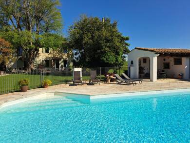 Mas à vendre 985 000 € 7 pièces 5 chambres 185 m² 11 000 m² de terrain Raphèle les Arles-La Jansonne Arles 13200