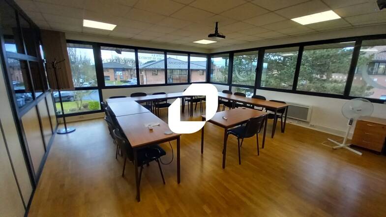 Espace bureau à vendre 800 000 € 283 m² de bureaux divisible de 283 m² à 283 m² Lezennes 59260