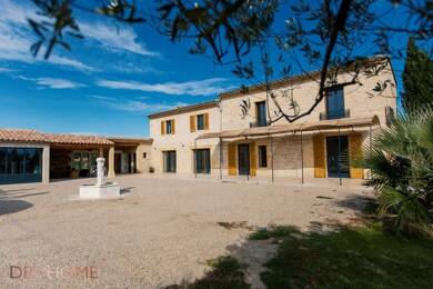 Mas à louer 2 150 € 4 pièces 3 chambres 209 m² Sernhac 30210
