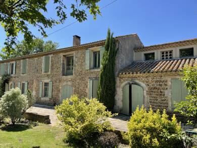 Mas à vendre 1 350 000 € 12 pièces 6 chambres 437,8 m² 10 000 m² de terrain La Crau Saint-Martin-de-Crau 13310