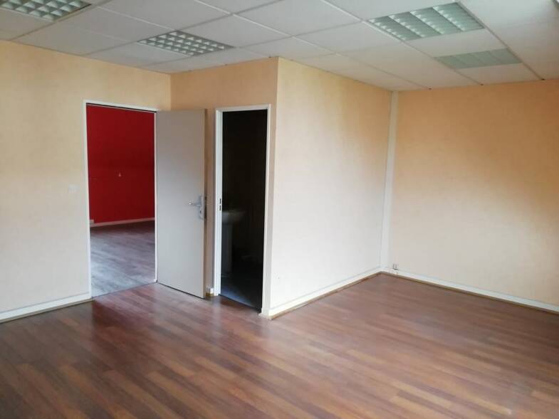 Local commercial à louer 701 € 50 m² de surface de vente Les Coteaux Nogent-sur-Oise 60180