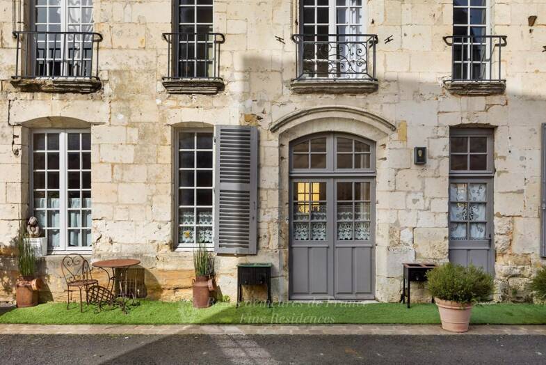Hôtel particulier à vendre 800 000 € 10 pièces 5 chambres 570 m² Mortagne-Au-Perche 61400