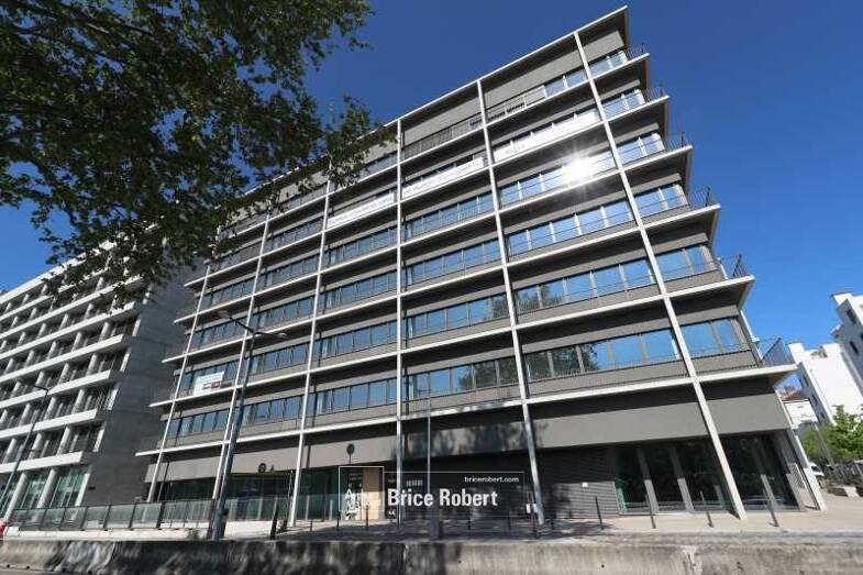 Espace bureau à vendre 11 562 260 € 2 508,5 m² de bureaux divisible de 156 m² à 2 508 m² Perrache-Le Confluent Lyon 2ème 69002