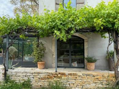 Mas à louer 4 000 € 7 pièces 4 chambres 250 m² 1 500 m² de terrain Hôpitaux-Facultés Montpellier 34000
