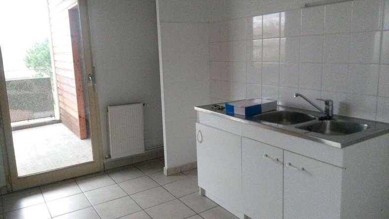Appartement à louer 837 € 3 pièces 2 chambres 66,4 m² RDC/2 Croix Daurade-Borderouge-Paleficat-Trois Cocus  Toulouse 31200