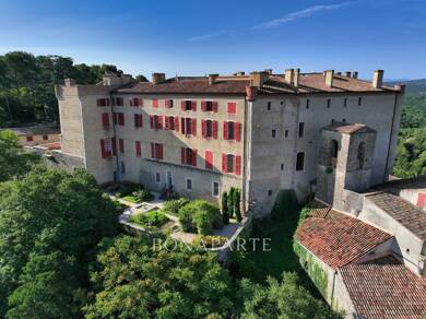 Château à vendre 15 750 500 € 120 pièces 25 chambres 5 000 m² 160 000 m² de terrain La Verdière 83560